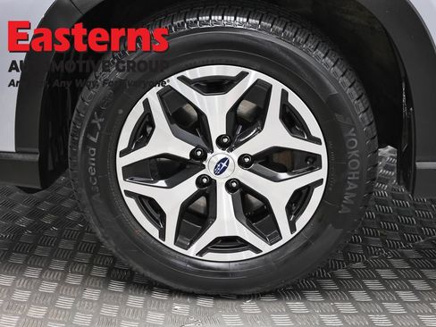 Used 2023 Subaru Forester Premium AWD/4WD image 35