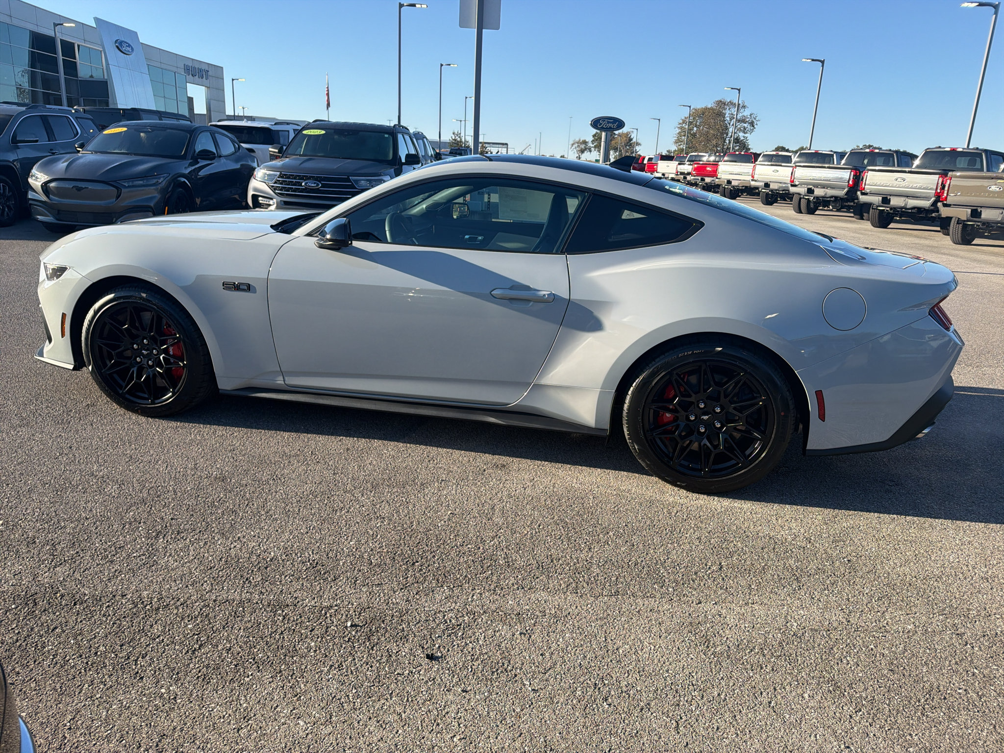 New 2026 Ford Mustang GT Premium w/ GT Performance Package RWD image 8