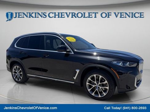 Used 2024 BMW X5 sDrive40i w/ Premium Package RWD image 1