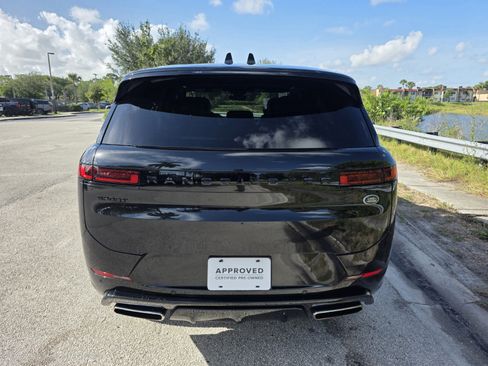 Certified 2023 Land Rover Range Rover Sport SE Dynamic AWD/4WD image 6