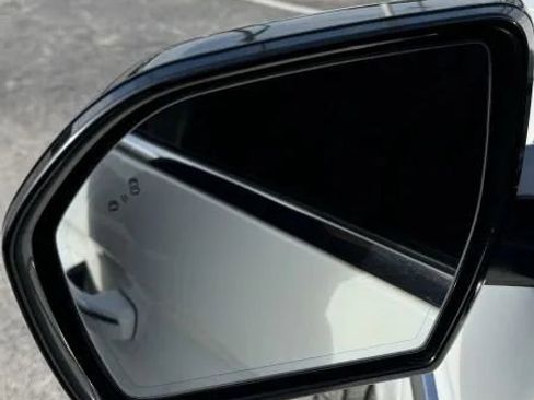 Used 2020 Lincoln Navigator L Reserve w/ Luxury Package image 11