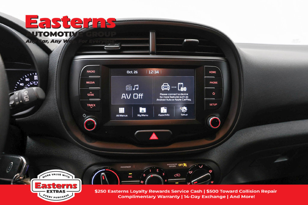 Used 2020 Kia Soul S FWD image 12