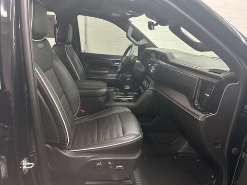 Used 2023 GMC Sierra 1500 AT4X AWD/4WD image 24