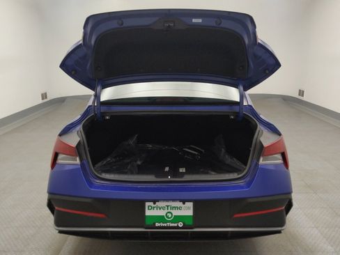 Used 2025 Hyundai Elantra SE image 29