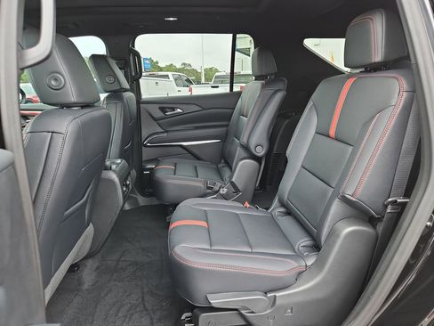 New 2026 Chevrolet Traverse RS FWD image 18