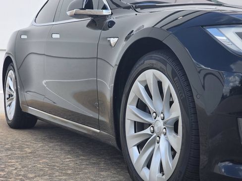 Used 2018 Tesla Model S 75D AWD/4WD image 35