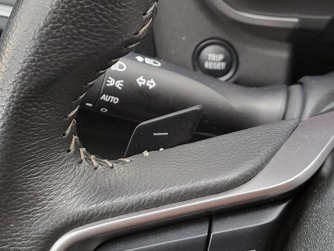 Used 2024 Subaru Ascent Premium w/ Convenience Package image 26