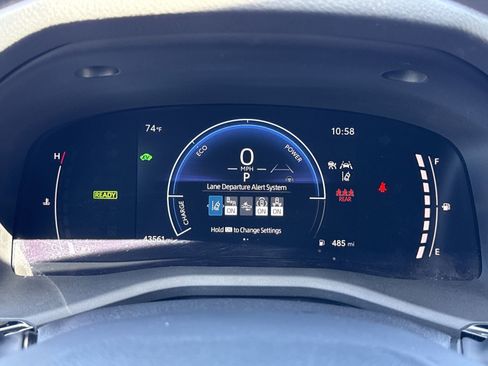 Used 2025 Toyota Camry LE FWD image 18