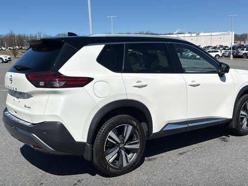 Used 2023 Nissan Rogue SL image 6