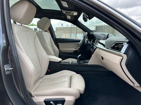 Used 2017 BMW 330i xDrive Wagon AWD/4WD image 23