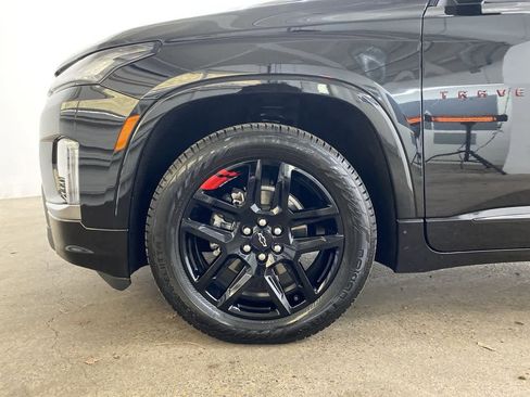 Used 2024 Chevrolet Traverse Premier w/ Redline Edition image 11