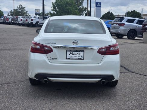 Used 2018 Nissan Altima 2.5 S w/ S Convenience Package FWD image 4