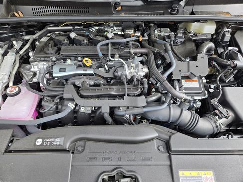 New 2026 Toyota Prius Plug-In Hybrid FWD image 20