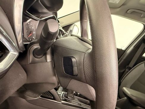 Used 2022 Chevrolet TrailBlazer LT w/ Sun and Liftgate Package FWD image 28