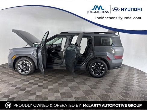 Used 2025 Hyundai Santa Fe SEL image 10