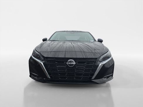 Used 2025 Nissan Altima 2.5 SL image 8