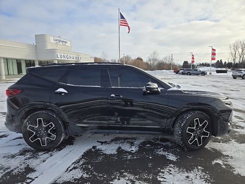Used 2023 Chevrolet Blazer RS w/ Driver Confidence II Package image 4
