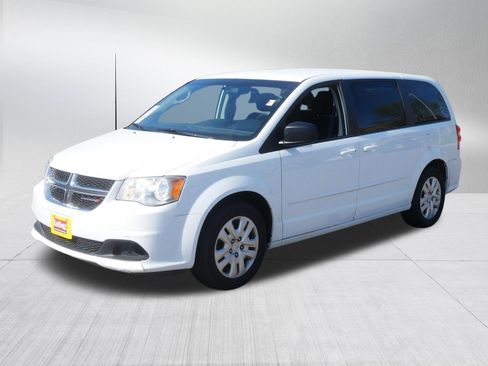 Used 2017 Dodge Grand Caravan SE w/ Power Window Group FWD image 3