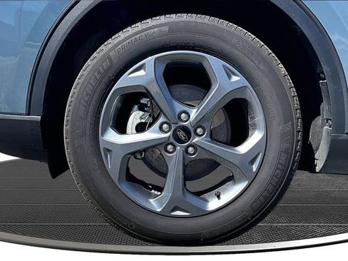 Used 2025 Ford Explorer ST-Line w/ Premium Package image 31