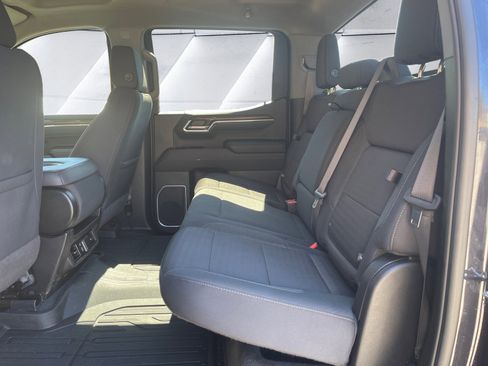Used 2022 GMC Sierra 1500 Elevation image 14