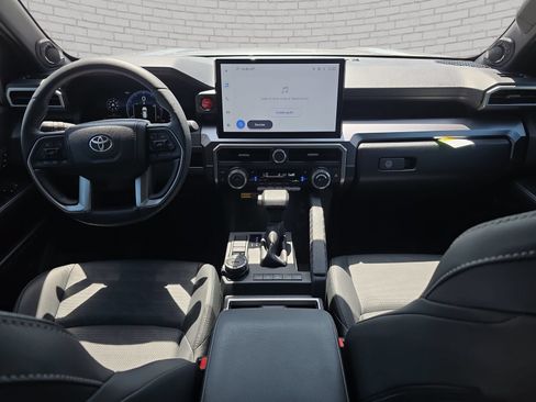 Used 2026 Toyota 4Runner TRD Off-Road Premium AWD/4WD image 10
