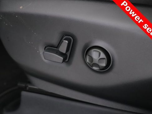 New 2026 Chrysler Pacifica Select image 19