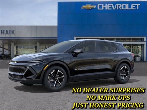 New 2026 Chevrolet Equinox EV LT image 2