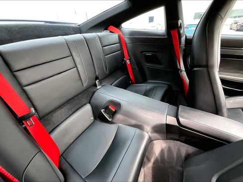 Used 2024 Porsche 911 Carrera GTS RWD image 18