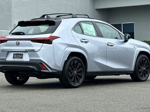 New 2026 Lexus UX 300h AWD image 2