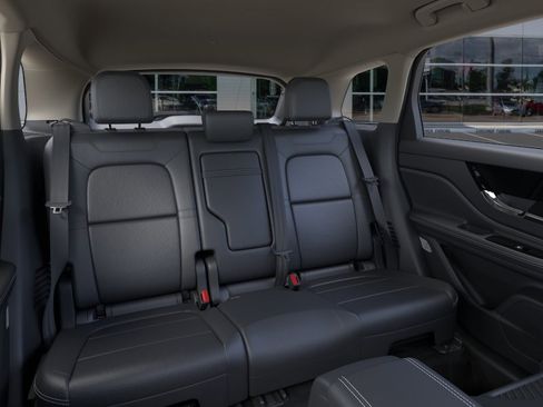 New 2026 Lincoln Corsair Premiere FWD image 11