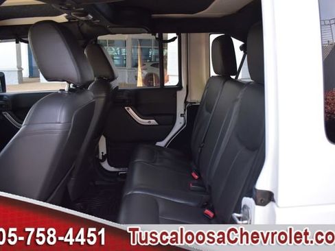 Used 2015 Jeep Wrangler Unlimited Sahara w/ Katzkin Premium Leather Group image 20