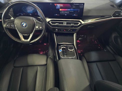 Used 2023 BMW i4 eDrive35 w/ Premium Package RWD image 10