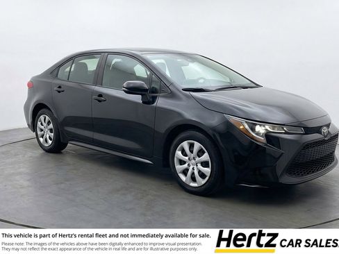 Used 2025 Toyota Corolla LE image 1