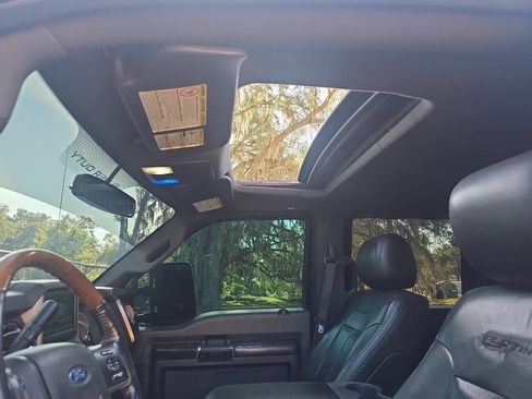 Used 2013 Ford F250 Platinum w/ FX4 Off Road Pkg image 15