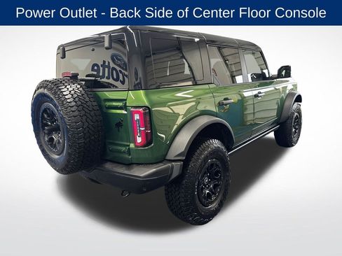Certified 2025 Ford Bronco Badlands AWD/4WD image 9