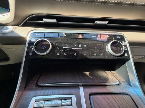 Used 2023 Genesis GV80 2.5T w/ Prestige 20" Package AWD/4WD image 25