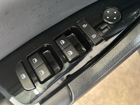 Certified 2023 Kia Sportage SX image 17