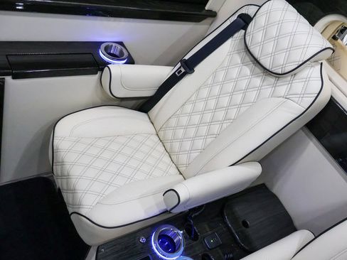 Used 2024 Mercedes-Benz Sprinter 3500 image 40