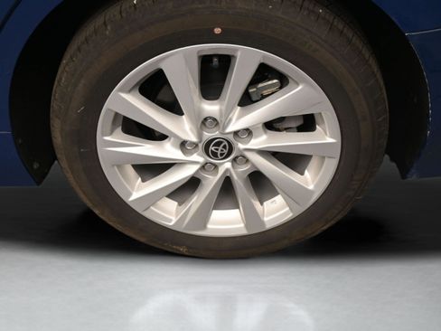 Used 2023 Toyota Camry LE w/ Convenience Package FWD image 20