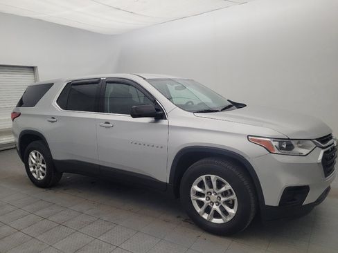 Used 2020 Chevrolet Traverse LS w/ LPO, Cargo Package FWD image 11