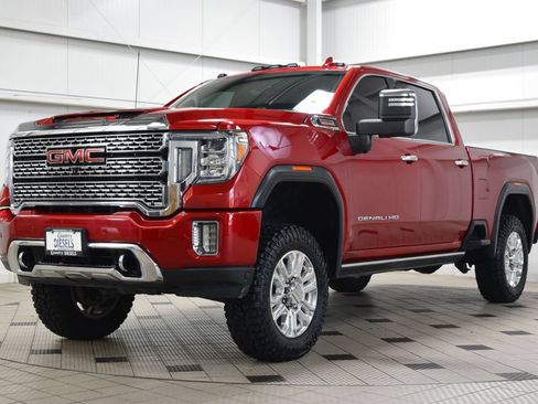 Used 2022 GMC Sierra 2500 Denali w/ Denali Ultimate Package AWD/4WD image 3