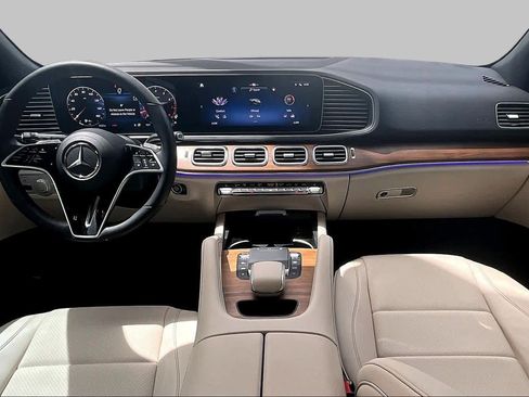 Used 2024 Mercedes-Benz GLE 350 4MATIC image 16