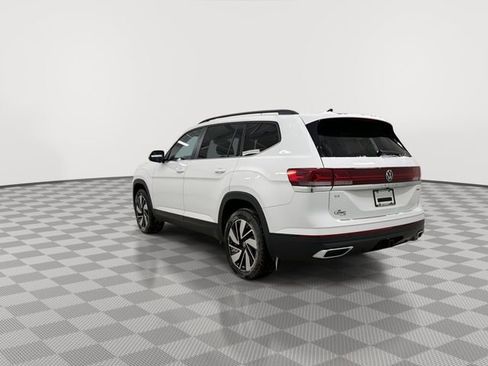 Used 2025 Volkswagen Atlas SE image 7