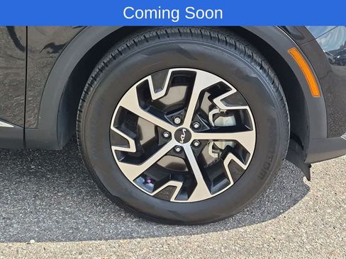 Used 2023 Kia Sportage EX FWD image 13