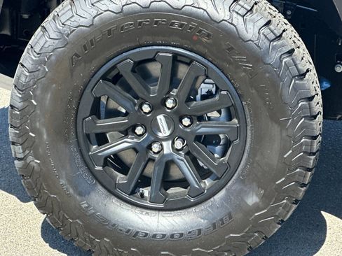 New 2026 Ford F150 Raptor AWD/4WD image 34