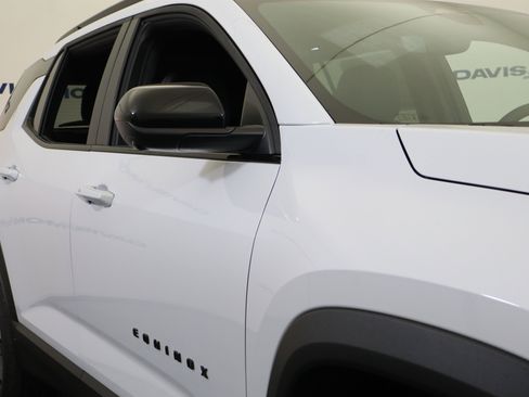 New 2026 Chevrolet Equinox RS image 3