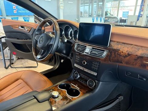Used 2015 Mercedes-Benz CLS 400 image 23