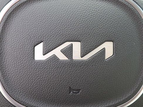 New 2025 Kia Sorento EX image 20