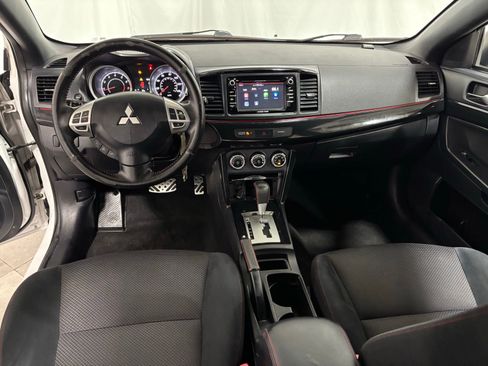 Used 2017 Mitsubishi Lancer ES image 19