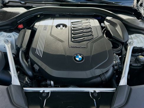 Used 2021 BMW 540i w/ Executive Package image 36